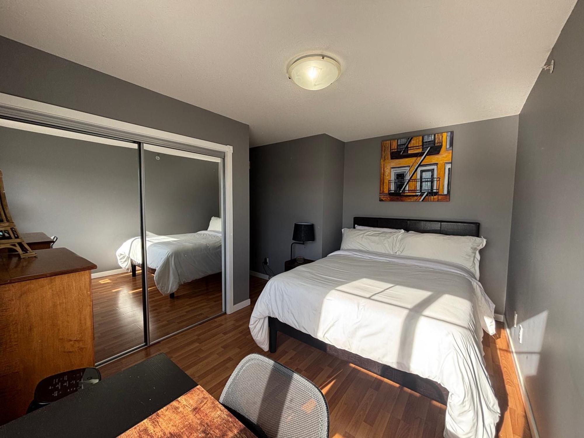 Top Floor Riverfront Condo With Stellar Sunsets! Fort Mcmurray Kültér fotó